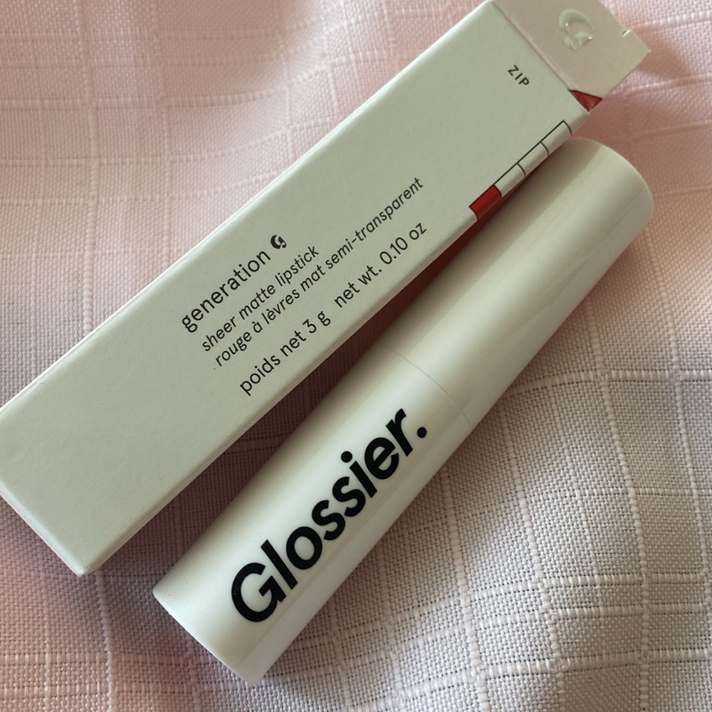 Glossier Generation G Sheer Matte Lipstick in ZIP - Picture 8 of 9